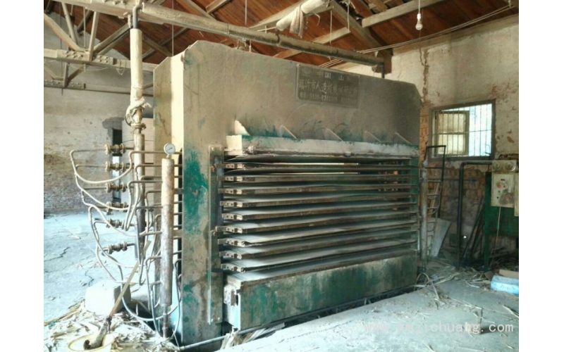 二手壓板機(jī)